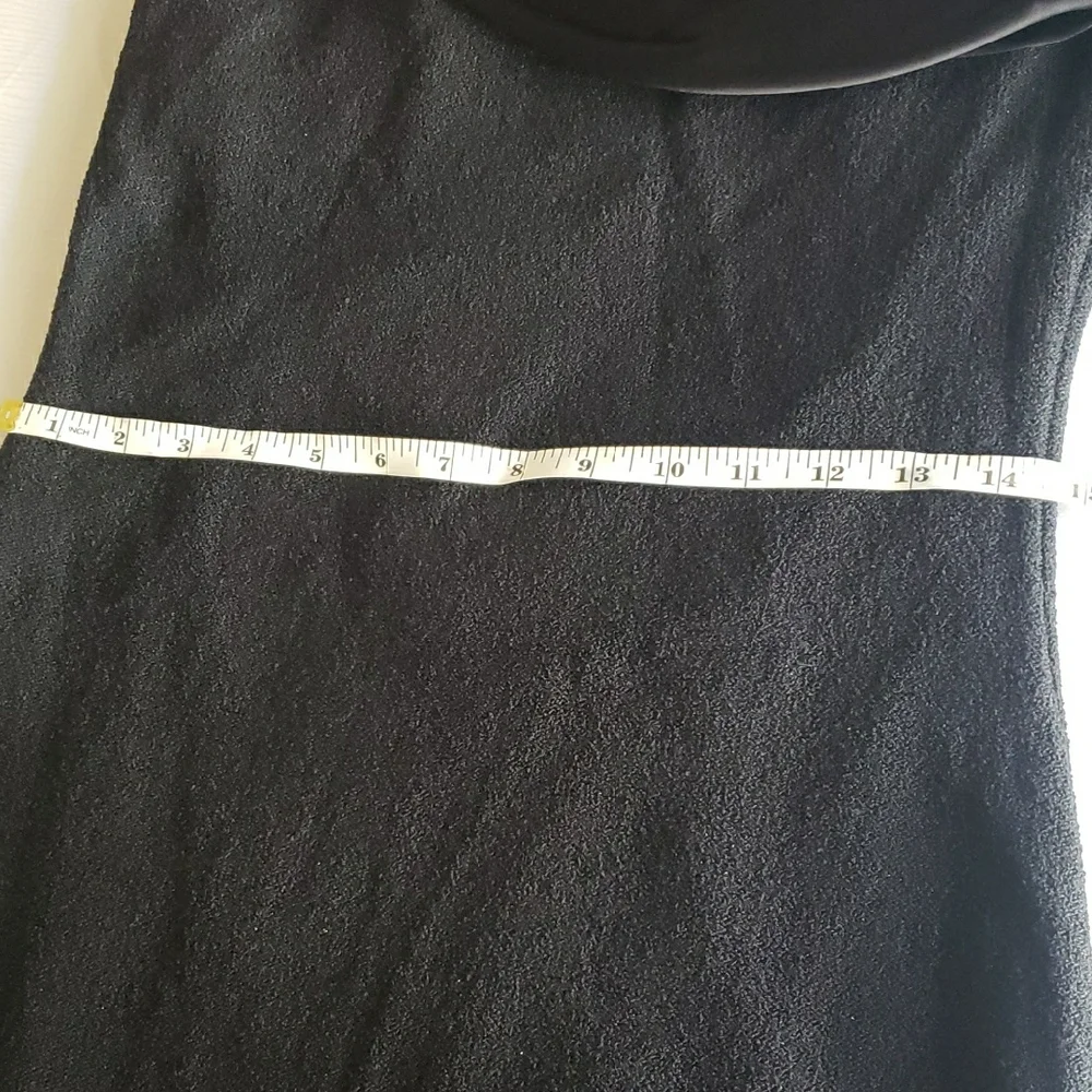St. John Elegant Black SANTANA One-Shoulder Dress.SZ 6. - Picture 5 of 10
